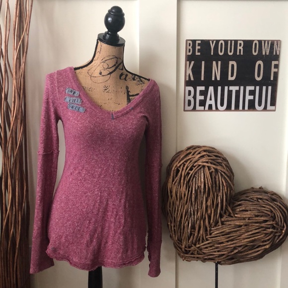 We The Free Tops - We the Free pink marled knit V-neck long sleeve